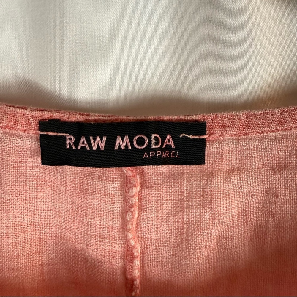 V BACK ITALIAN LINEN TOP W POCKET Color: light pink/ coral Made in Italy - Picture 5 of 14